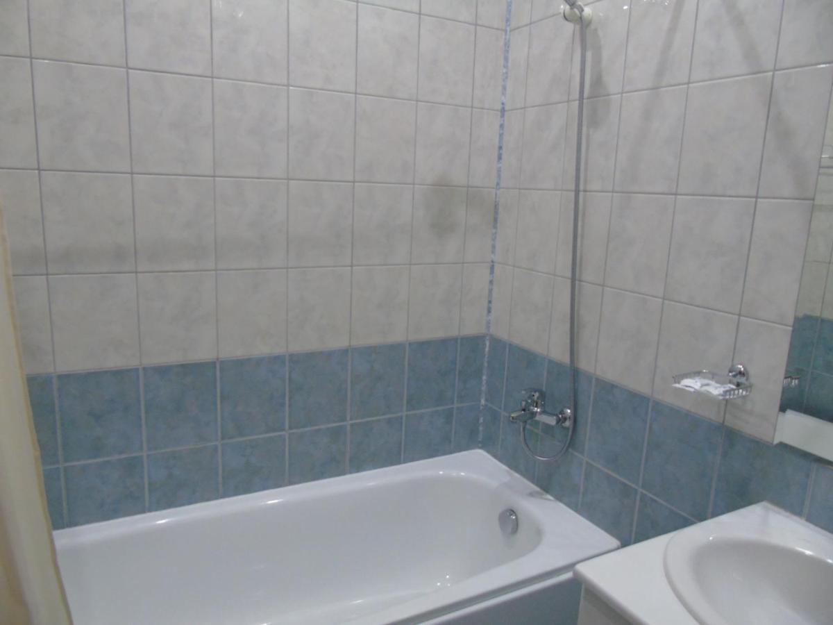 Хотел Флора Private Studio All Seasons Apartment Boroveț Exterior foto