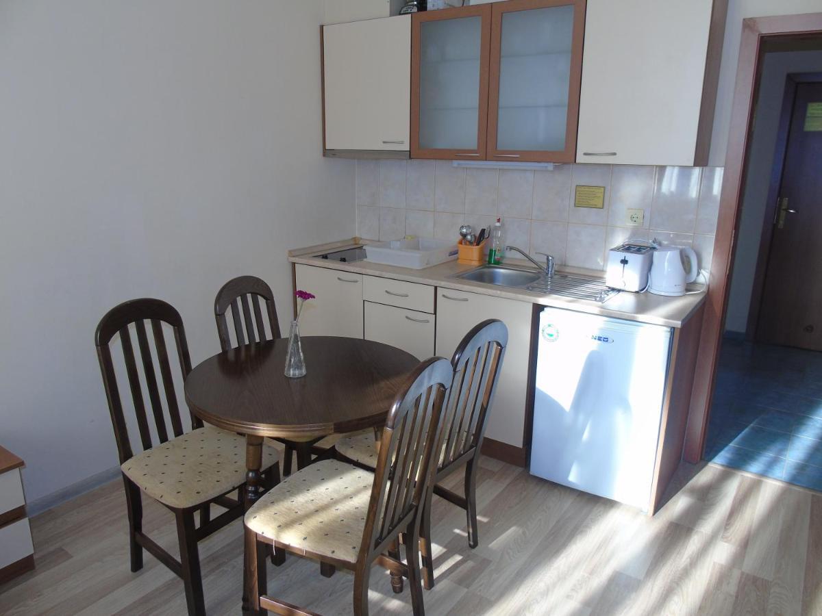 Хотел Флора Private Studio All Seasons Apartment Boroveț Exterior foto