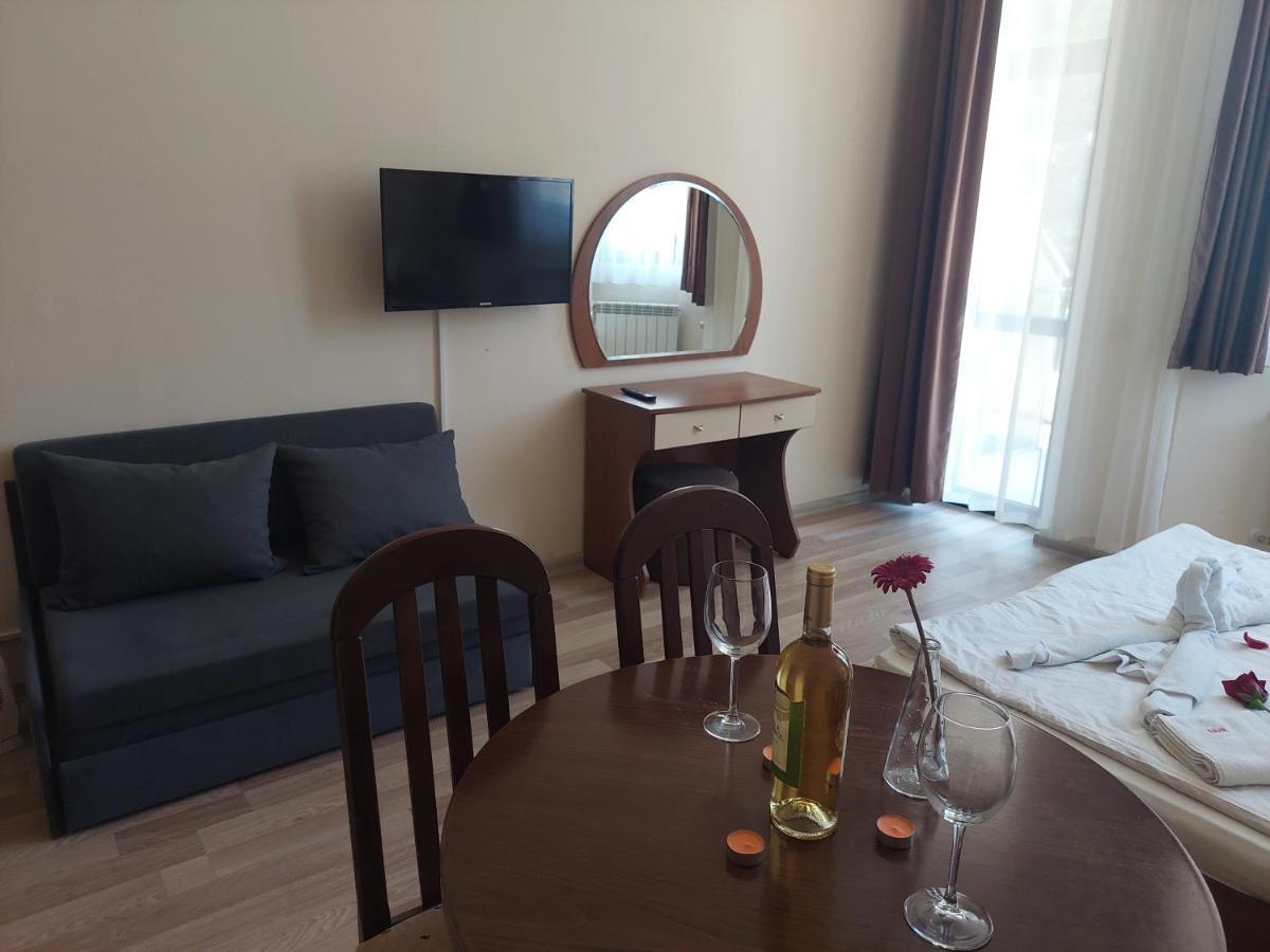 Хотел Флора Private Studio All Seasons Apartment Boroveț Exterior foto