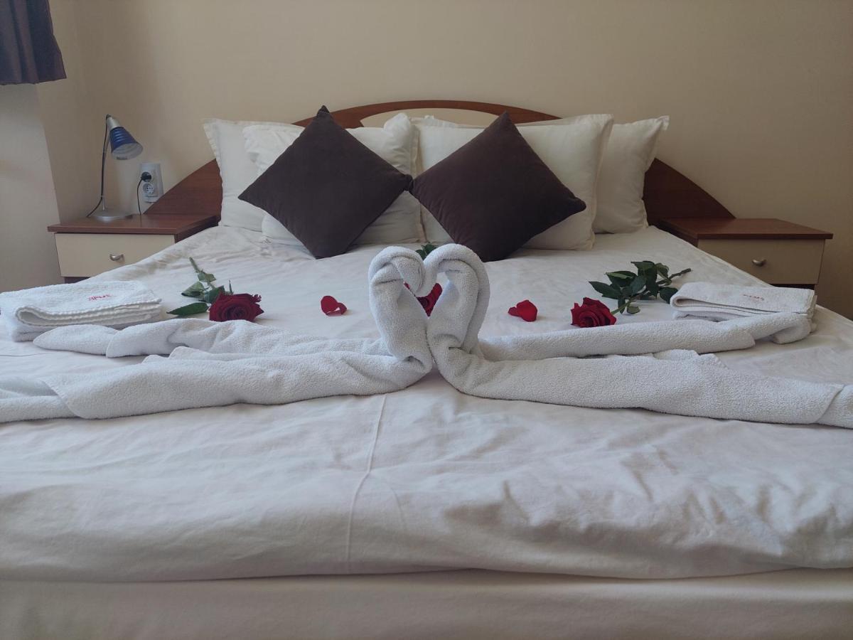 Хотел Флора Private Studio All Seasons Apartment Boroveț Exterior foto